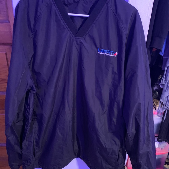 Windbreaker - Picture 1 of 4